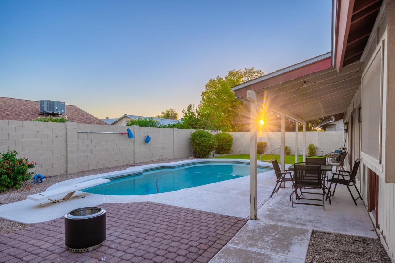 Large Pool With Diving Board, Remodeled 3Bdrm, Near State Farm Stdm And More! Пеория Екстериор снимка
