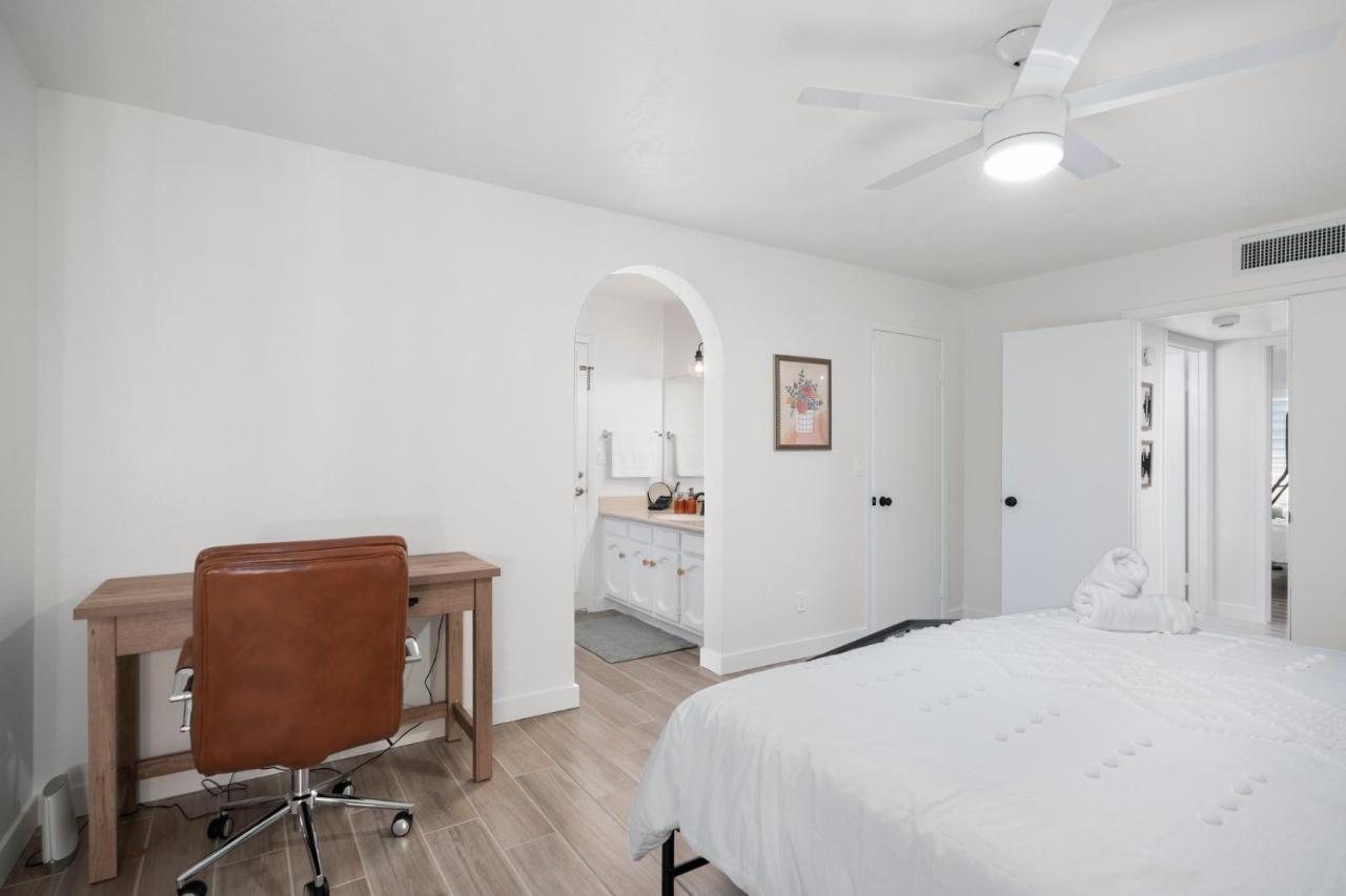 Large Pool With Diving Board, Remodeled 3Bdrm, Near State Farm Stdm And More! Пеория Екстериор снимка